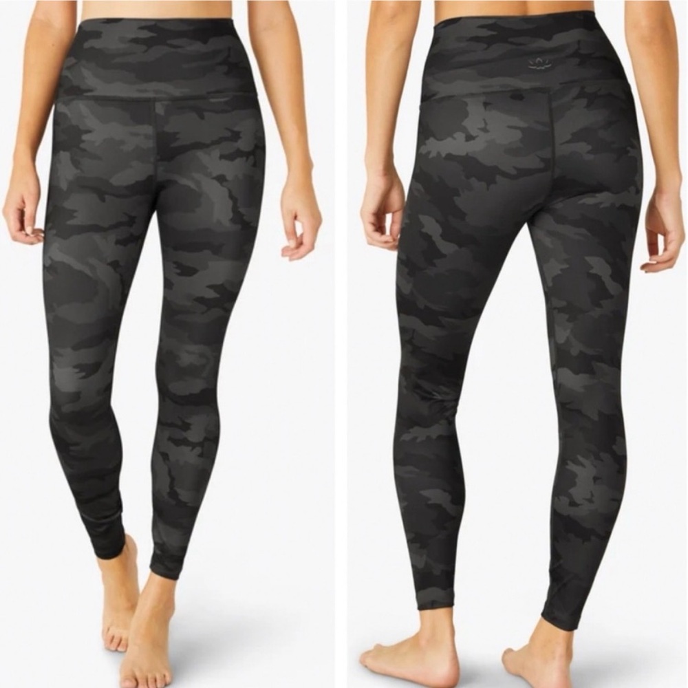 BEYOND YOGA Metallic Lux Camo High Waisted Midi Legging in Black/Grey XS